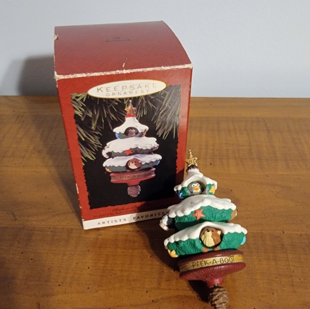 Vintage 1993 Hallmark Keepsake Ornament Peek-A-Boo Tree Motion With Boxโ